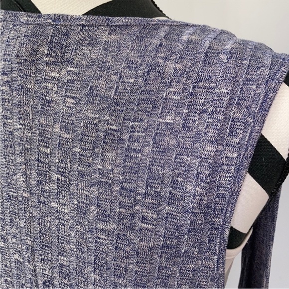 Sleeveless Open Front Cardigan - Picture 10 of 10